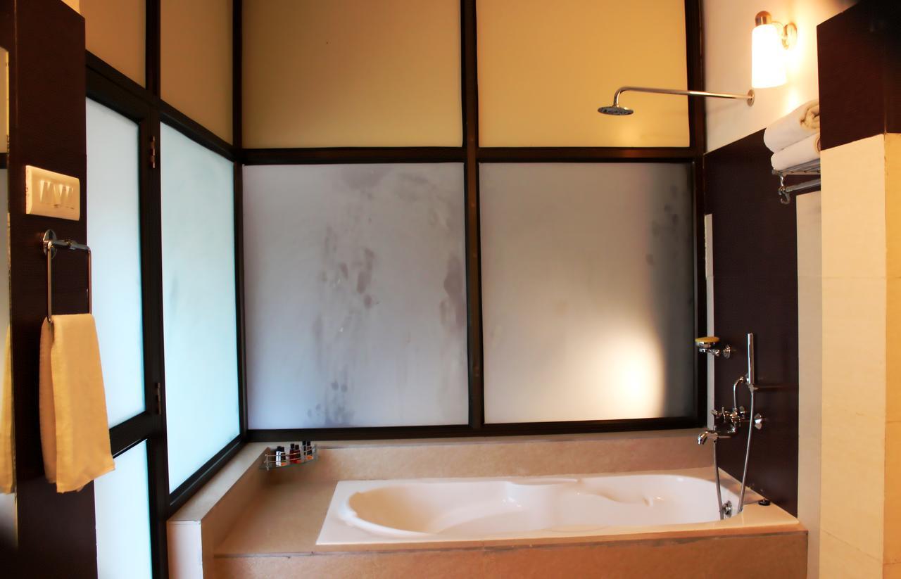 Hotel Grand Tizu Dimāpur Zewnętrze zdjęcie