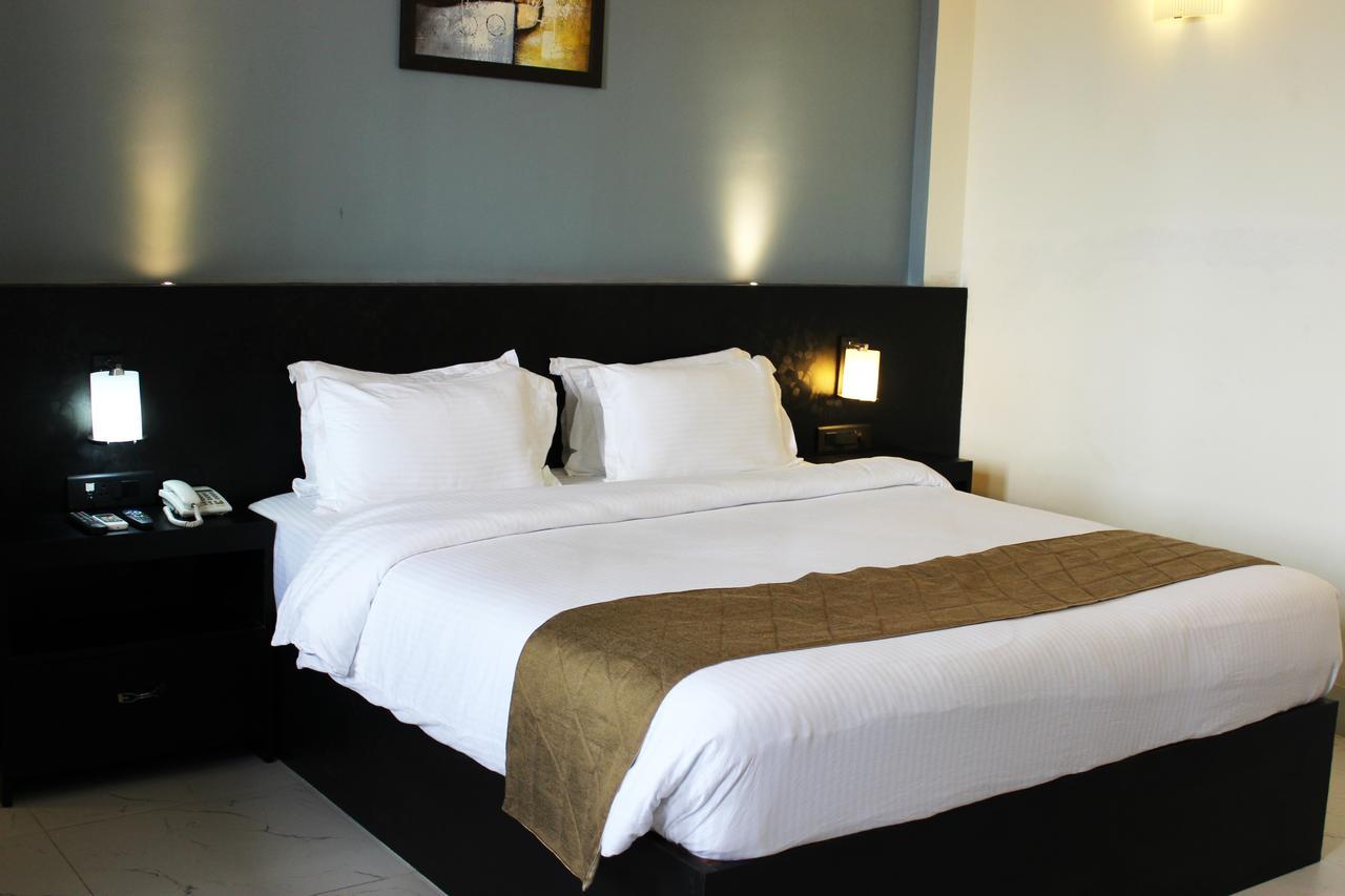 Hotel Grand Tizu Dimāpur Zewnętrze zdjęcie